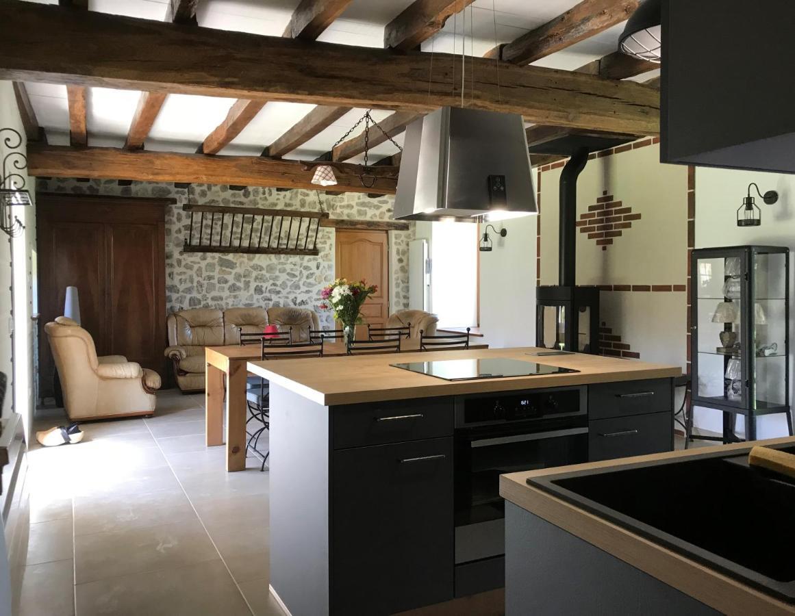 Gite De L'Homme Blanc Soizy-aux-Bois Bagian luar foto
